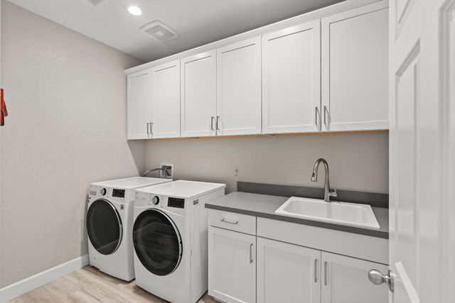 10118 Cornice Ct, Elk Grove, CA 95757