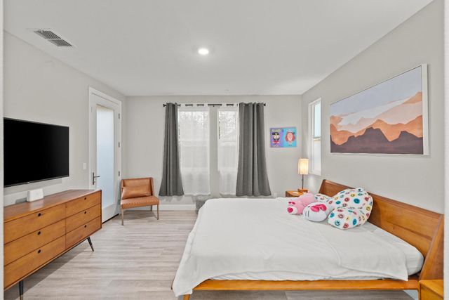 10118 Cornice Ct, Elk Grove, CA 95757