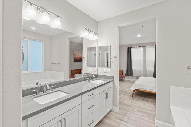 10118 Cornice Ct, Elk Grove, CA 95757