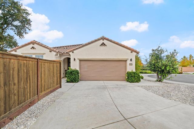 10118 Cornice Ct, Elk Grove, CA 95757