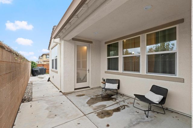 10118 Cornice Ct, Elk Grove, CA 95757