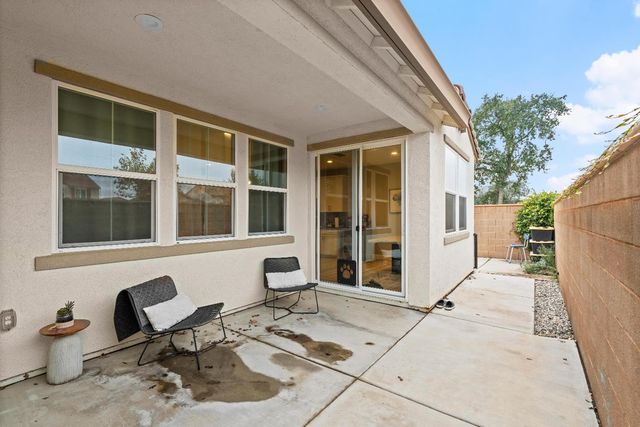 10118 Cornice Ct, Elk Grove, CA 95757