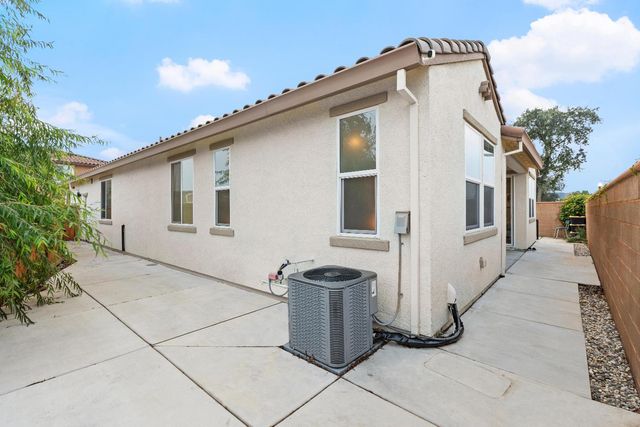 10118 Cornice Ct, Elk Grove, CA 95757