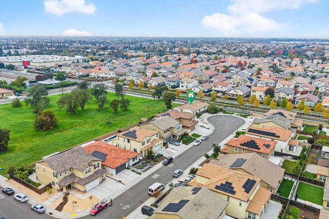 10118 Cornice Ct, Elk Grove, CA 95757