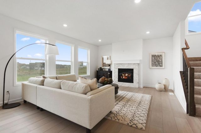 1705 Upper 143rd Street, Rosemount, MN 55068