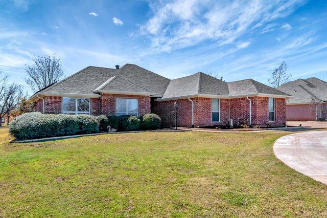 6915 Westover Drive, Granbury, TX 76049