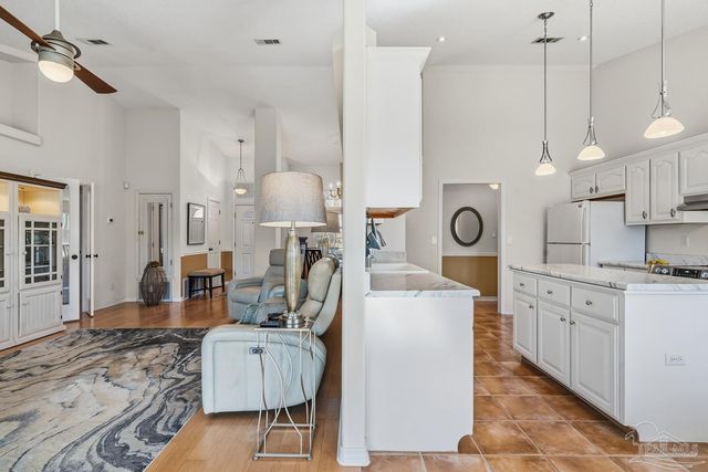 5434 Stafford Cir, Pace, FL 32571