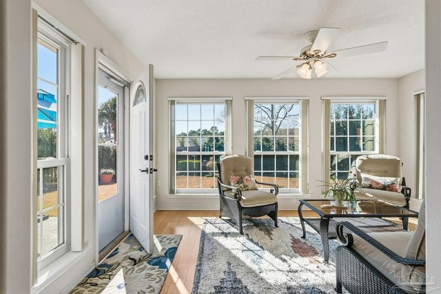 5434 Stafford Cir, Pace, FL 32571