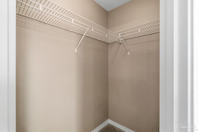 5434 Stafford Cir, Pace, FL 32571