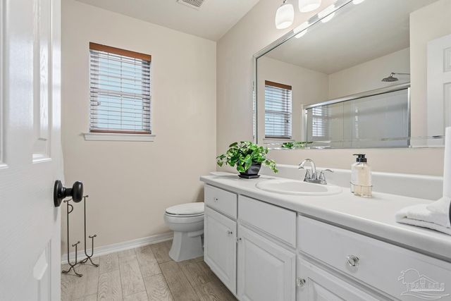 5434 Stafford Cir, Pace, FL 32571