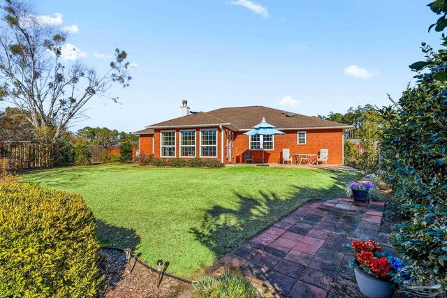 5434 Stafford Cir, Pace, FL 32571