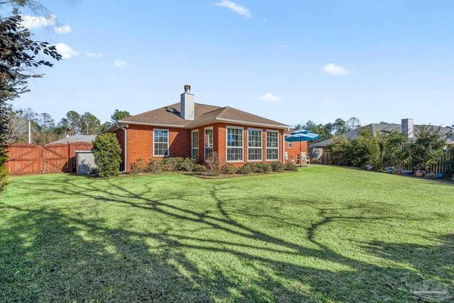 5434 Stafford Cir, Pace, FL 32571