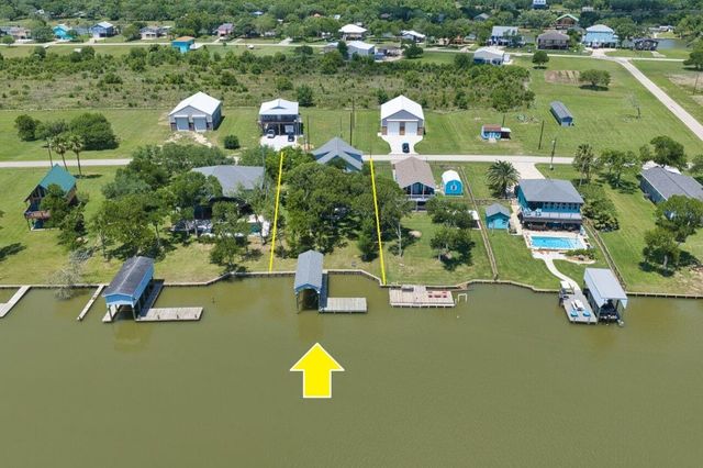 2569 County Road 291, Sargent, TX 77414