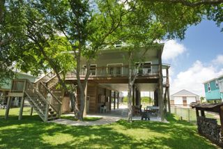 2569 County Road 291, Sargent, TX 77414