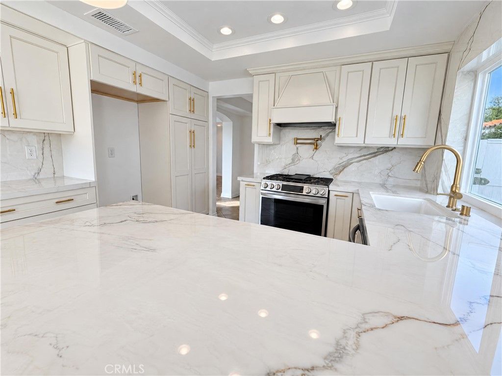 16069 Augusta, Chino Hills, CA 91709 — photo 2