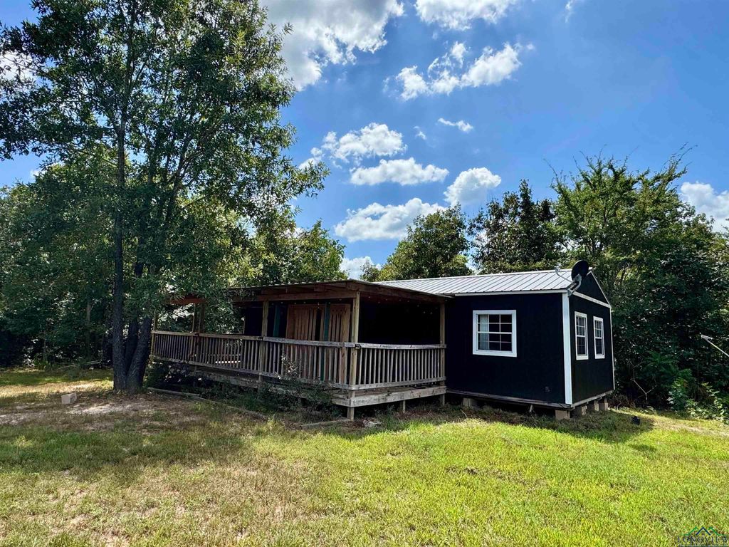 3862 County Road 2993, Hughes Springs, TX 75656