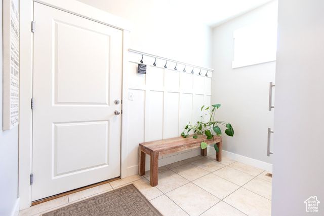 520 E 100 S, Hyde Park, UT 84318