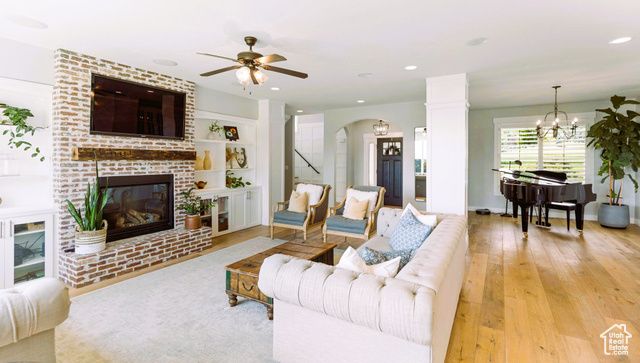 520 E 100 S, Hyde Park, UT 84318