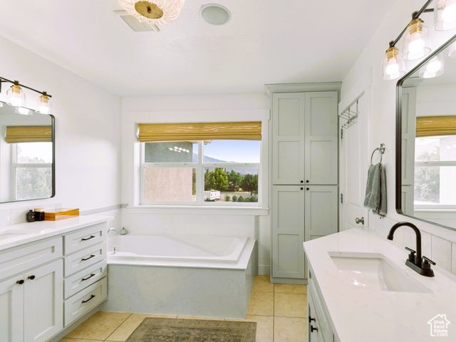 520 E 100 S, Hyde Park, UT 84318