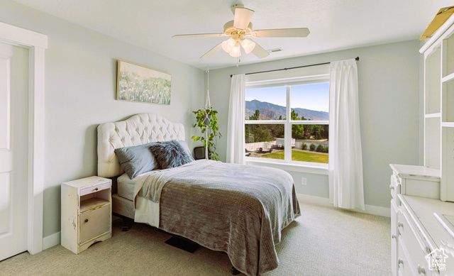 520 E 100 S, Hyde Park, UT 84318