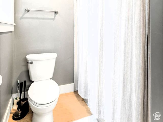 520 E 100 S, Hyde Park, UT 84318