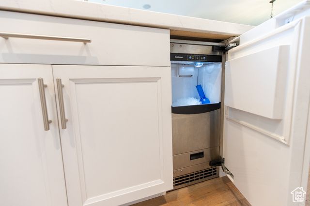 520 E 100 S, Hyde Park, UT 84318