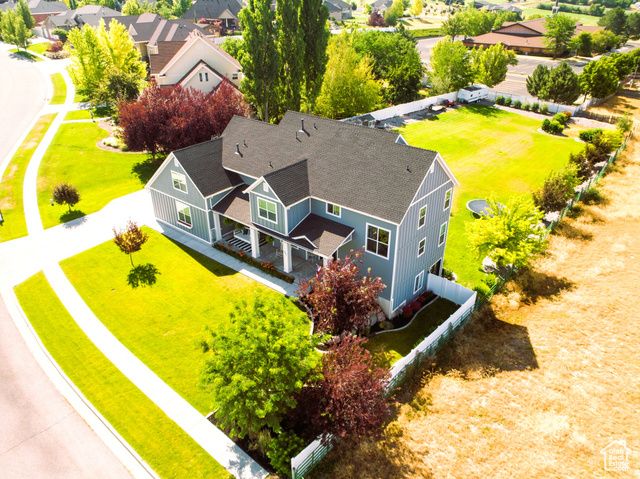 520 E 100 S, Hyde Park, UT 84318