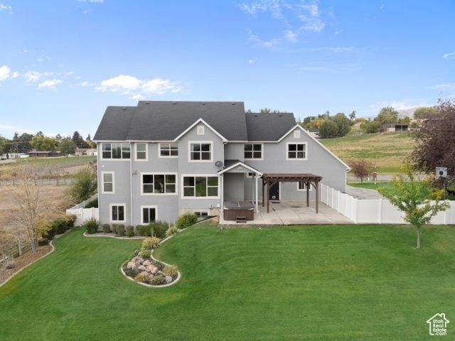 520 E 100 S, Hyde Park, UT 84318