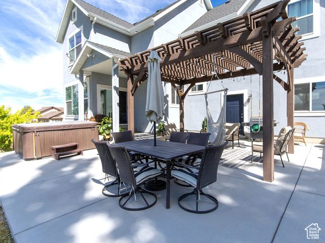 520 E 100 S, Hyde Park, UT 84318