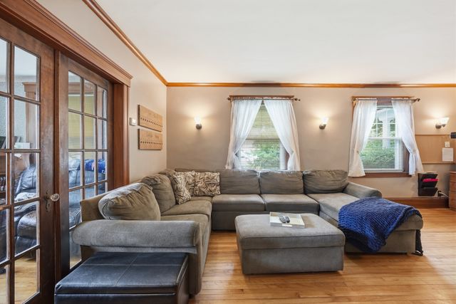 57 Prospect St, West Boylston, MA 01583