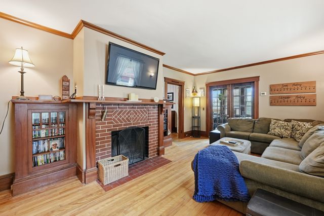 57 Prospect St, West Boylston, MA 01583