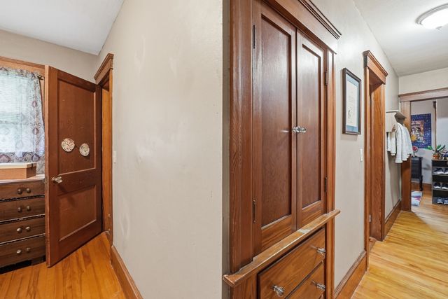 57 Prospect St, West Boylston, MA 01583