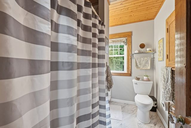 57 Prospect St, West Boylston, MA 01583