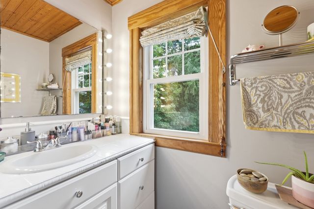 57 Prospect St, West Boylston, MA 01583
