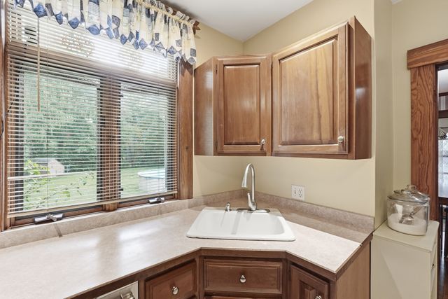57 Prospect St, West Boylston, MA 01583
