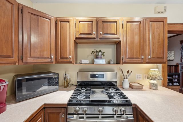 57 Prospect St, West Boylston, MA 01583