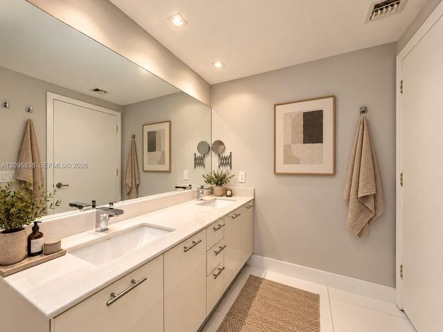 2475 Brickell Avenue 1208, Miami, FL 33129