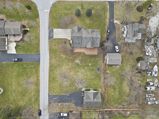 115 E Woodlawn Road, New Lenox, IL 60451