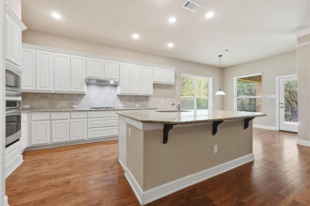 7112 Mitra DR, Austin, TX 78739