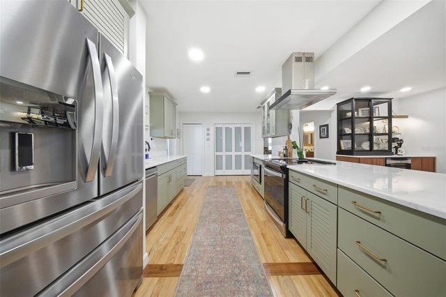 1830 MAIN STREET, Safety Harbor, FL 34695