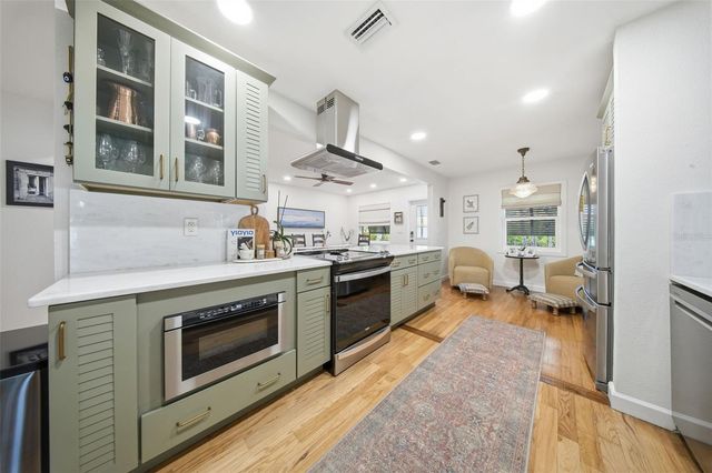 1830 MAIN STREET, Safety Harbor, FL 34695