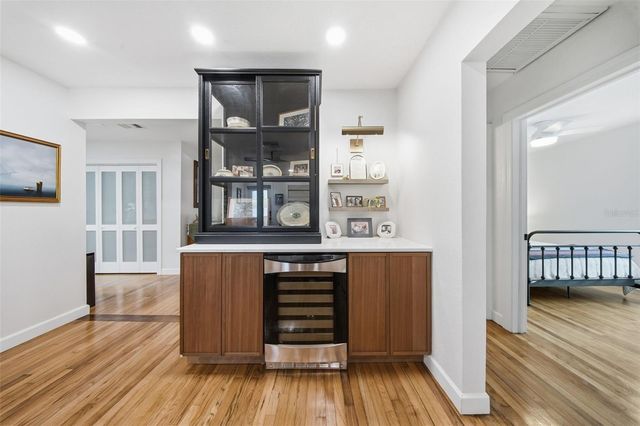 1830 MAIN STREET, Safety Harbor, FL 34695