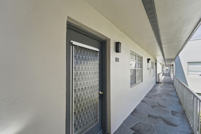 226 E Normandy E, Delray Beach, FL 33484