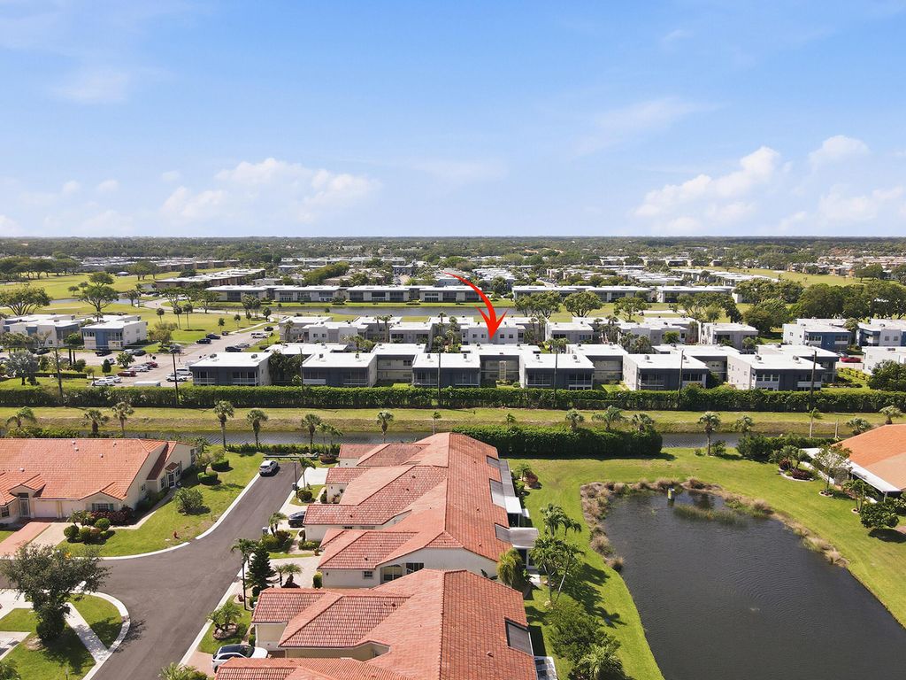 226 E Normandy E, Delray Beach, FL 33484