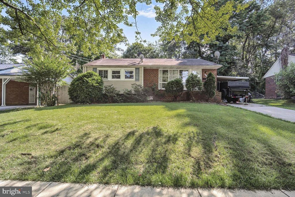 6420 INLET ST, Hyattsville, MD 20784
