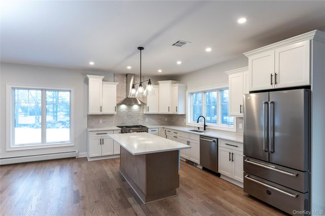 352 Holt Drive, Pearl River, NY 10965