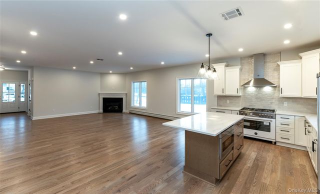 352 Holt Drive, Pearl River, NY 10965