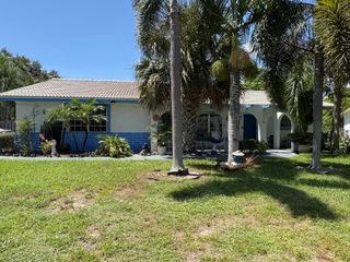 518 Linnet Circle, Delray Beach, FL 33444