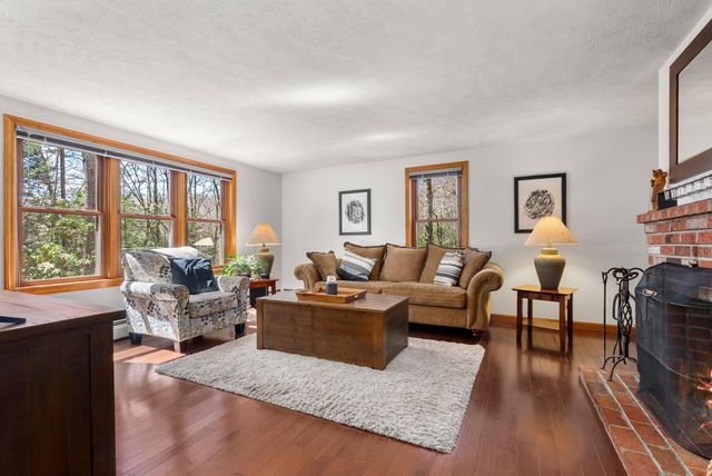 39 Twillingate Road, Temple, NH 03084
