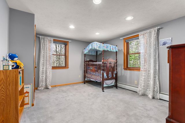39 Twillingate Road, Temple, NH 03084